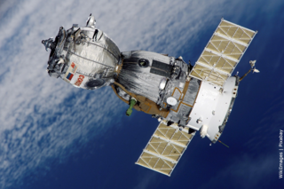 Satellit im Weltall