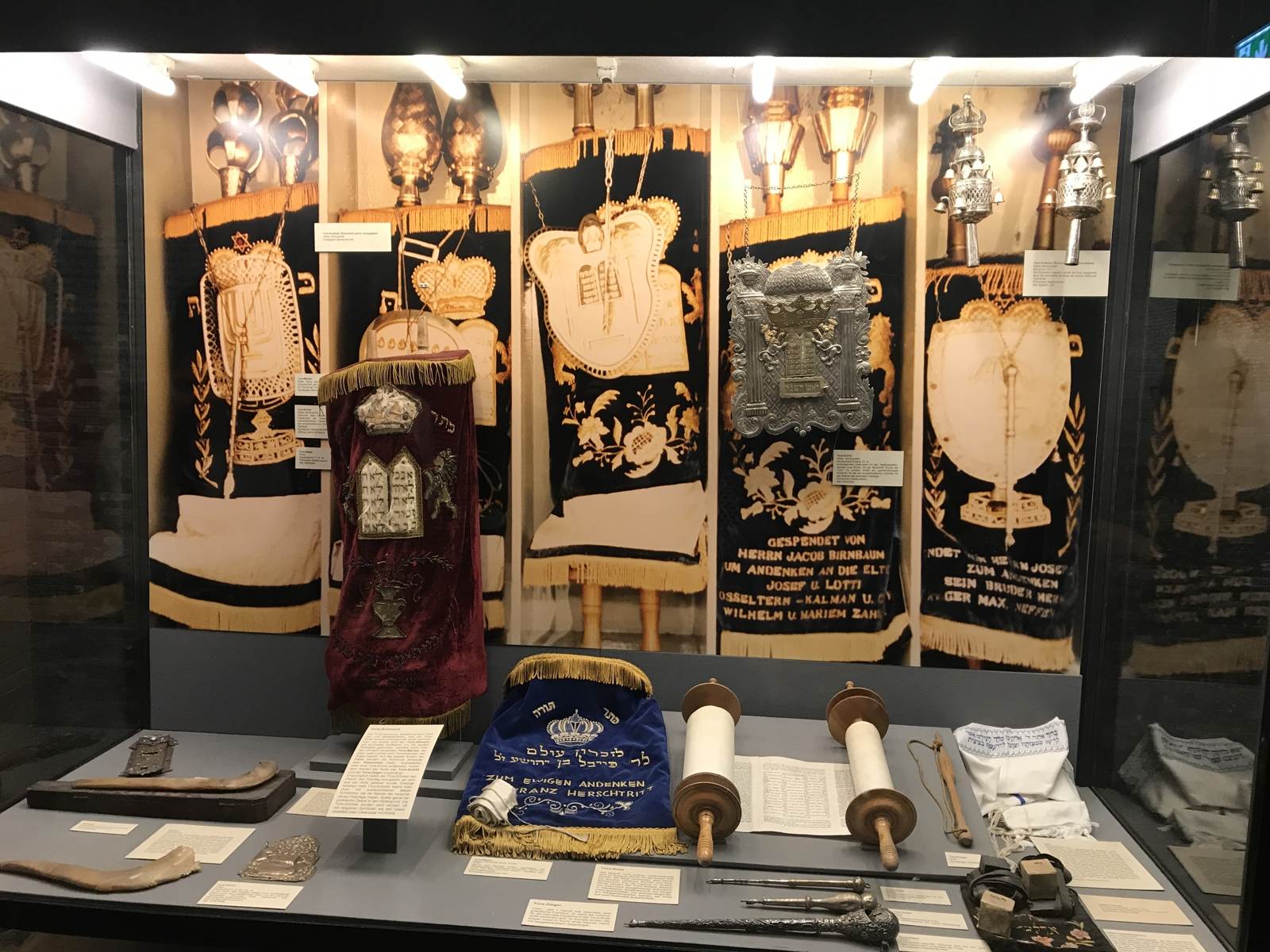 Exhibition in the synagogue in cologne